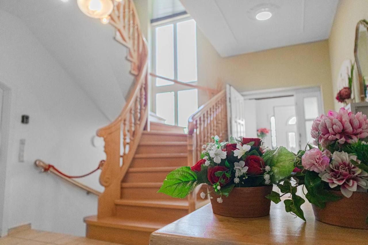 Comfortable Rooms In A Beautiful House Gd Wenen Buitenkant foto