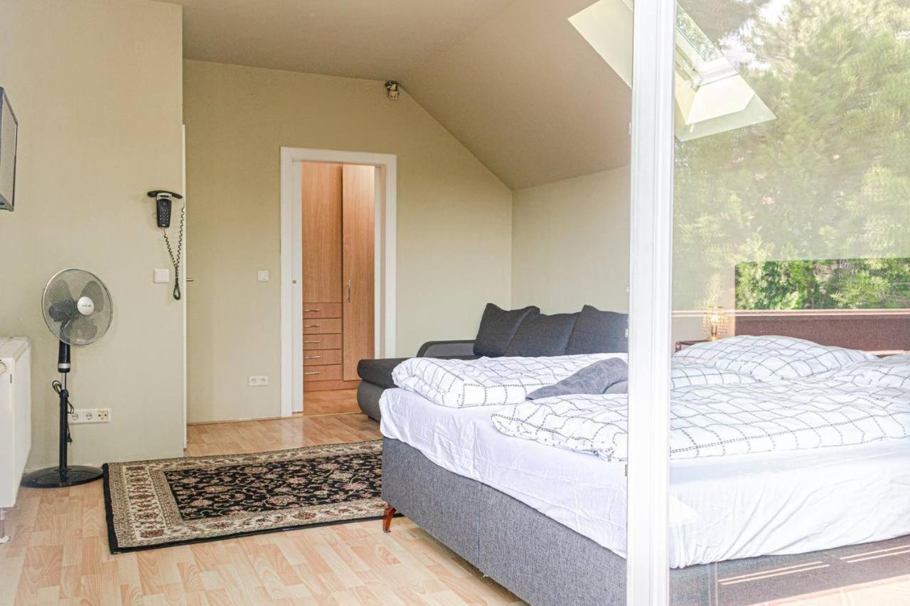 Comfortable Rooms In A Beautiful House Gd Wenen Buitenkant foto