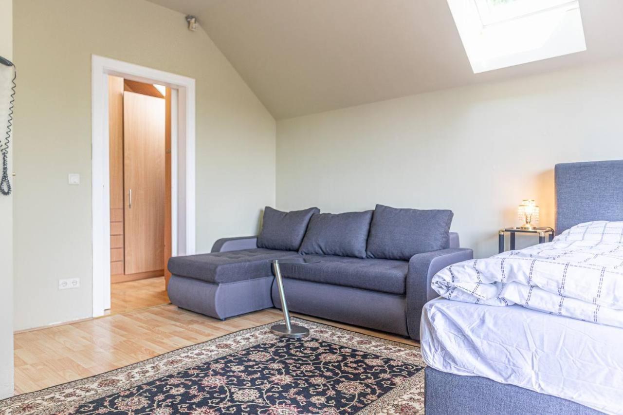 Comfortable Rooms In A Beautiful House Gd Wenen Buitenkant foto