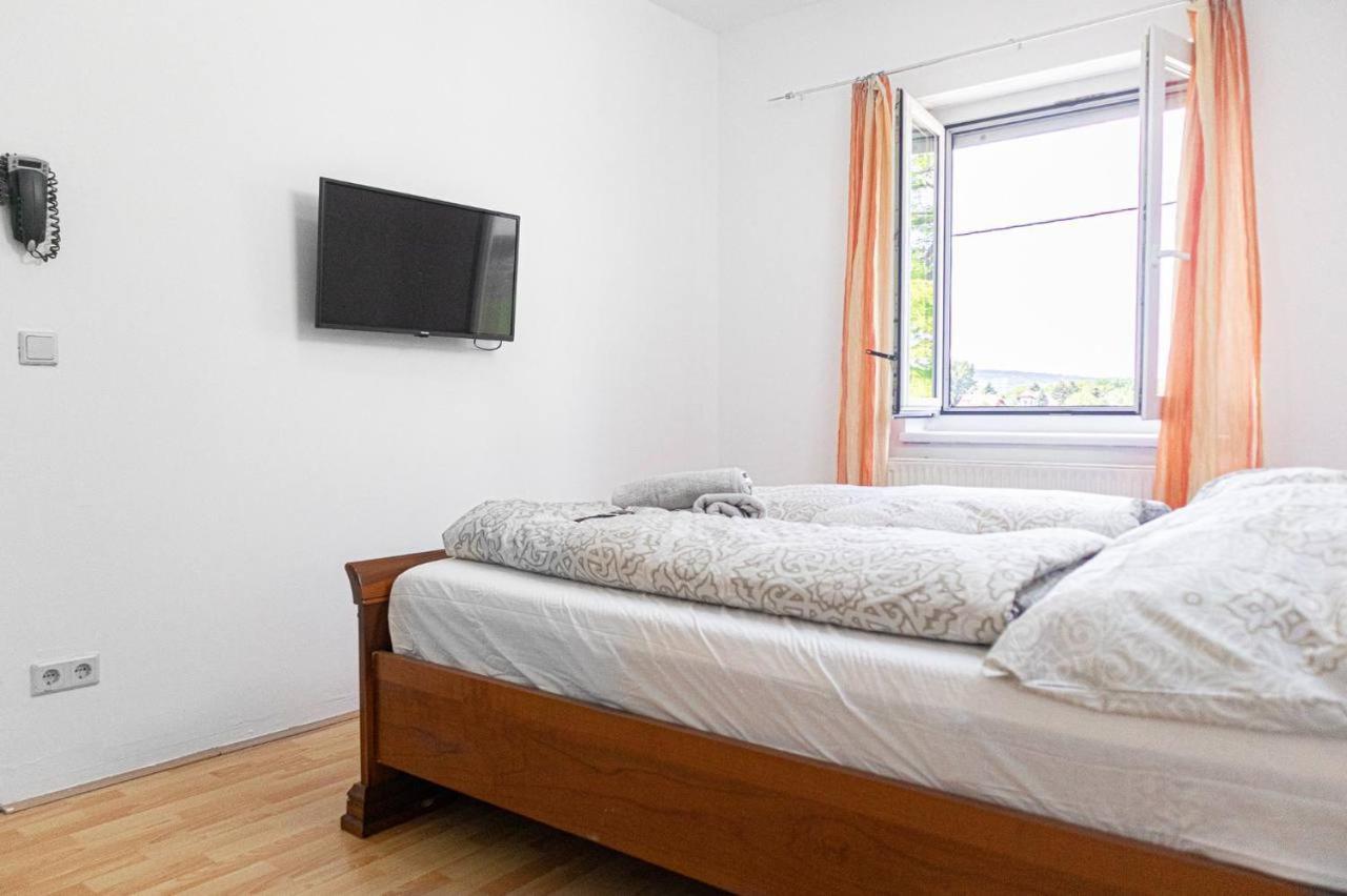 Comfortable Rooms In A Beautiful House Gd Wenen Buitenkant foto